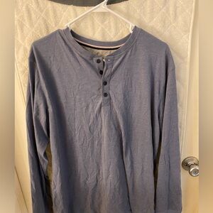 Mans XL shirt